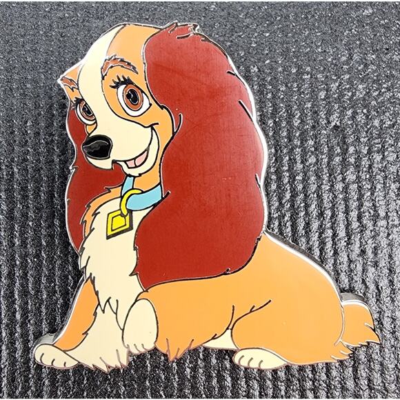 Disney Pin “Lady and the Tramp” Lady Sitting Pose w/ One Paw Lifted 2015 - Picture 1 of 4
